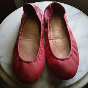 🌹Red cardinal tieks🌹size8
